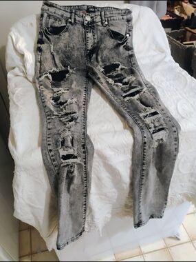 Men's Skinny Distressed Grey Acid-Wash Jeans